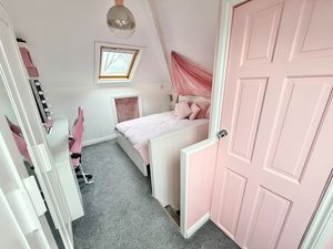 Sycamore Drive Whitby